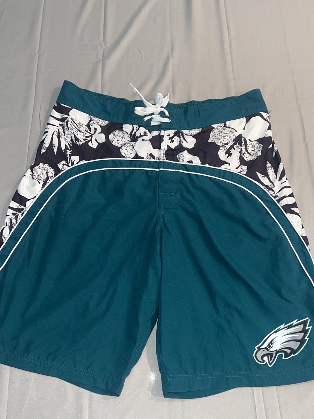 Philadelphia Eagles NFL Swim Trunks Size XL board Shorts tropical
